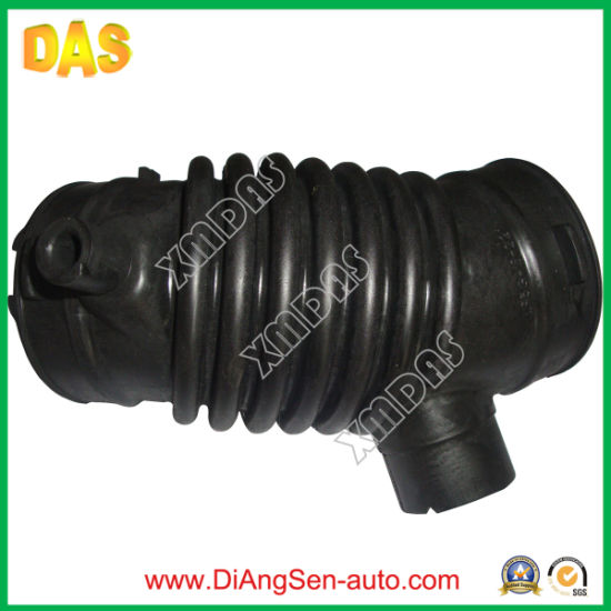 Auto Rubber Exhaust Air Intake Pipe/Hose for Mazda (LF5G-13-221) pictures & photos