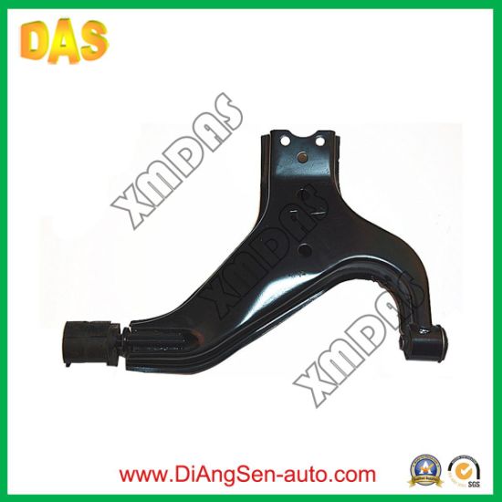 Front Lower Control Arm for Nissan Frontier (54500-0W000, 54501-0W000) pictures & photos