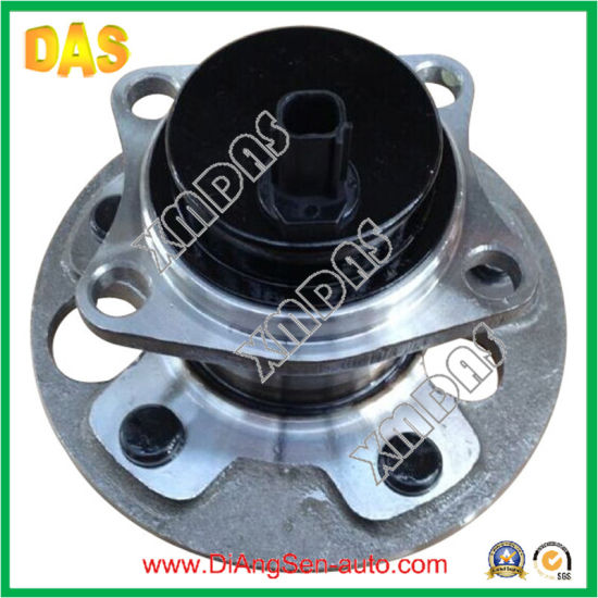 High Quality Auto Spare Parts Wheel Hub for Toyota (42450-02140) pictures & photos