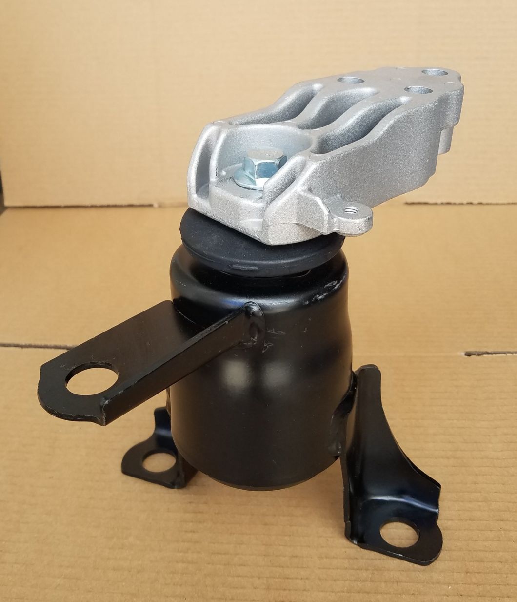 11360-01A04 Auto Spare Parts Rubber Transmission Mount Engine Mounting for Nissan