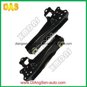 Hiace Control Arm Wishbone for Toyota (48068-26070RH, 48069-26070LH) pictures & photos