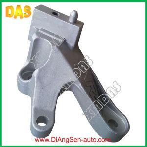 Engine Mount Bracket for Mazda3 OEM (BFF8-39-080) pictures & photos